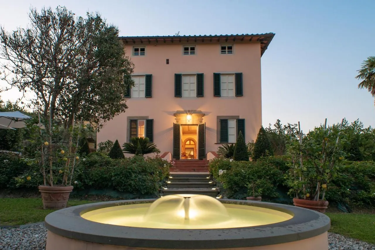 Villa Cassandori By Mmega Lucca